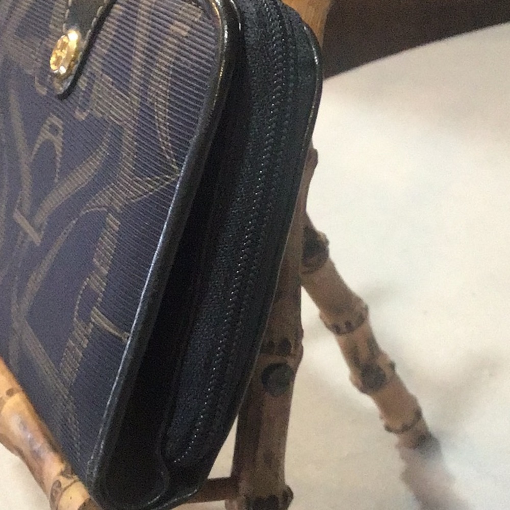 LOUVIER EQUESTRIAN PRINT WALLET - Picture 4 of 14